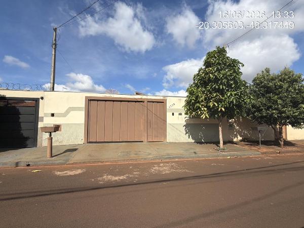 CASA - RESIDENCIAL R GUIMARAES