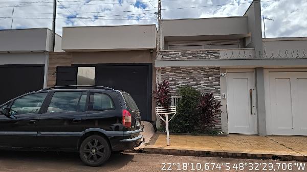 CASA - JARDIM DAS PAINEIRAS