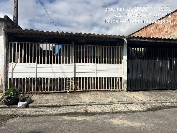 CASA - CONJUNTO RESIDENCIAL ARARETAMA