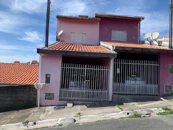 CASA - LOTEAMENTO REAL PARK