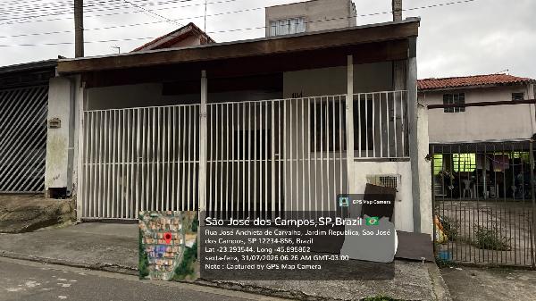 CASA - JARDIM NOVA REPUBLICA