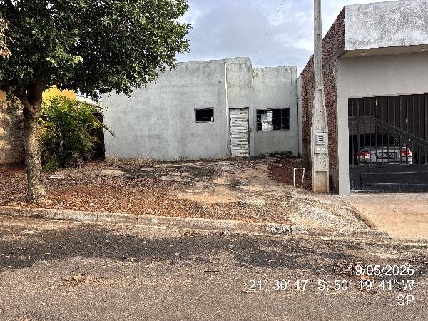 CASA - RESIDENCIAL MONTE LIBANO