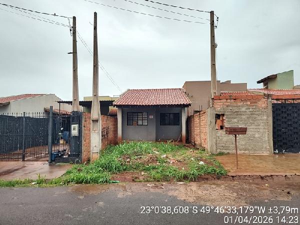 CASA - RESIDENCIAL TERRA ROXA