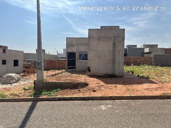 CASA - RESIDENCIAL LAGO SUL II