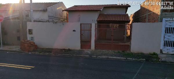 CASA - RESIDENCIAL MARTINEZ