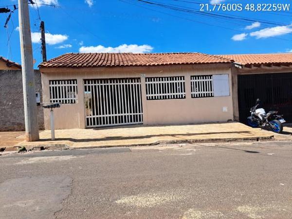 CASA - JARDIM FELICIDADE