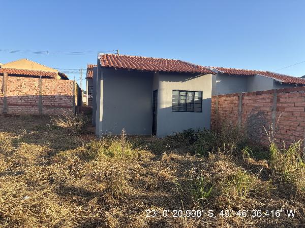 CASA - RESIDENCIAL GIMENEZ