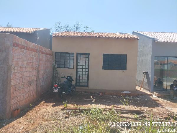 CASA - RESIDENCIAL GIMENEZ