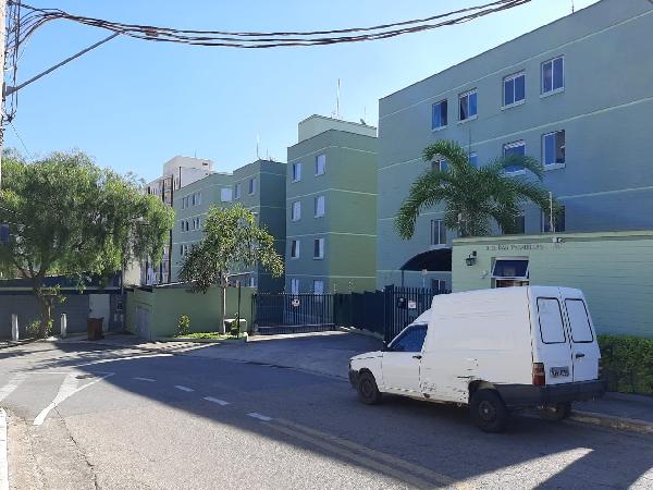APARTAMENTO - VILA ZIZINHA