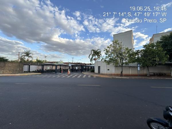 APARTAMENTO - PARQUE DOS PINUS