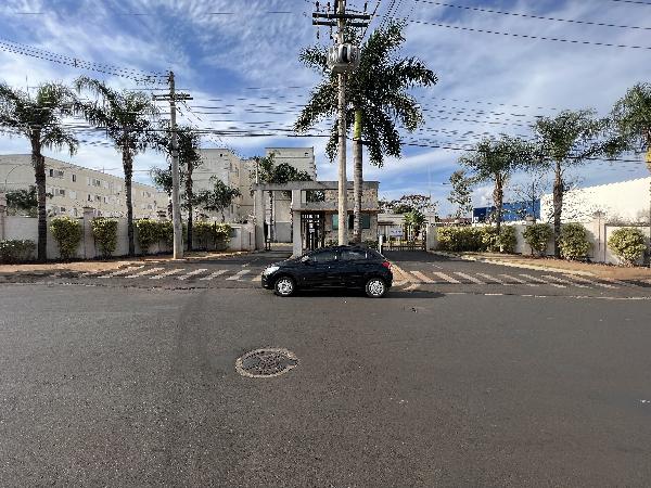APARTAMENTO - CONJUNTO HABITACIONAL SILVIO PASSAL