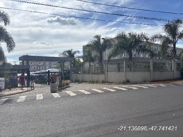 APARTAMENTO - JARDIM DIVA TARLA DE CARVALHO