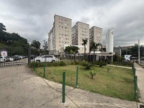 APARTAMENTO - PARQUE NACOES UNIDAS