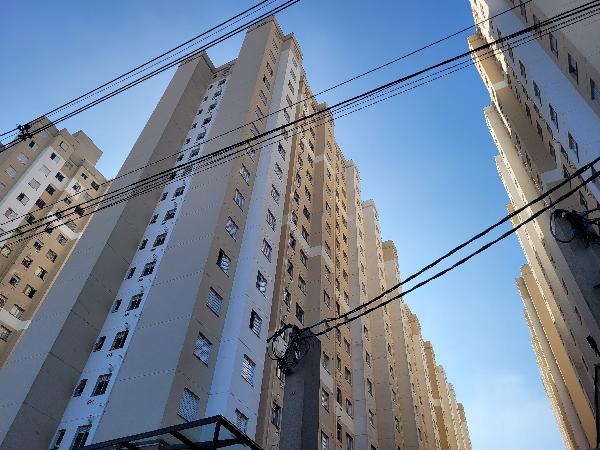 APARTAMENTO - VILA PLANA