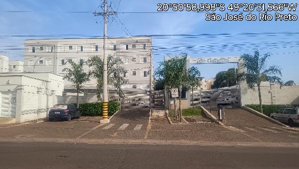 APARTAMENTO - VILA TONINHO