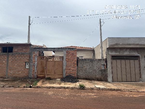 CASA - RESIDENCIAL E COMERCIAL FIGUEIREDO