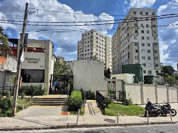 APARTAMENTO - JARDIM FANGANIELLO