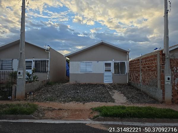 CASA - RESIDENCIAL JACARANDA