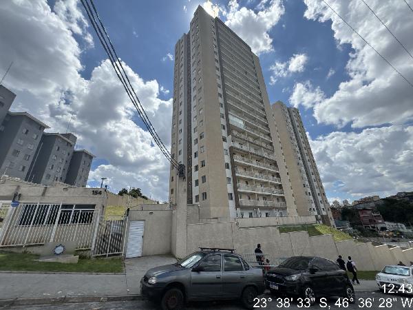 APARTAMENTO - PARQUE BRISTOL