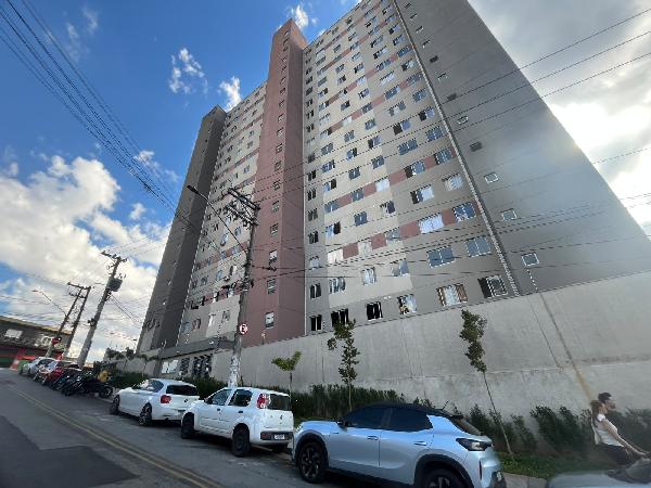 APARTAMENTO - JARDIM SANTA ADELIA