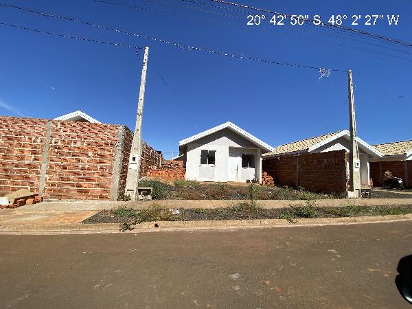 CASA - RESIDENCIAL ALFREDO BENEDETTI